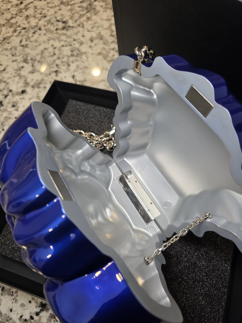 Blue-to-Silver Gradient Medusa Head Crossbody Bag with Chain